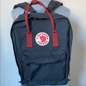 Fjallraven backpack with detachable comfort straps
